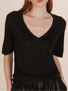 GRACE & MILA NWT Elegant and shimmering Chic Black V-Neck Women's Dressy Top